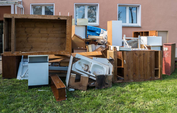 Best Junk Hauling Services  in Happy Valley, OR